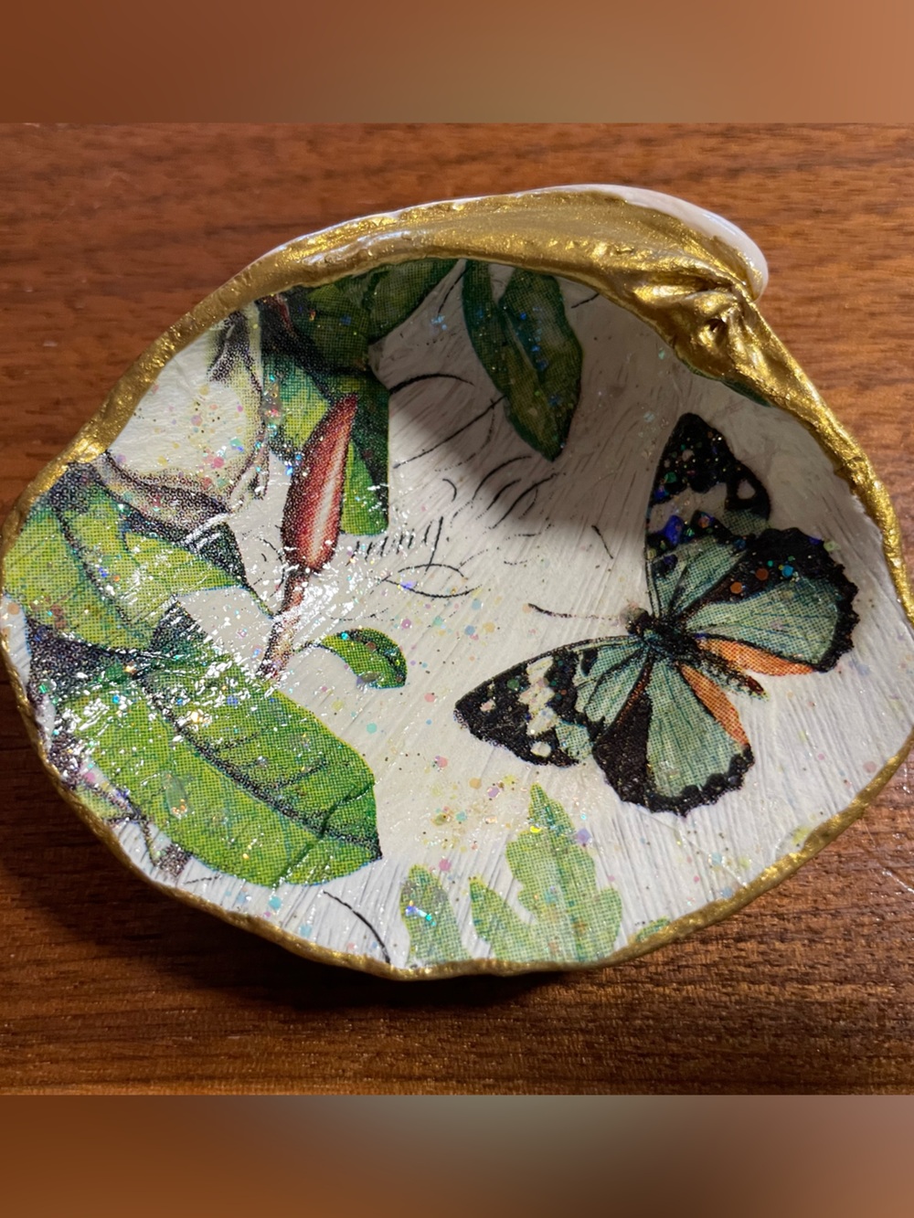 Handcrafted clam shell ring dish with Butterfly and Magnolia decoupage design 🦋